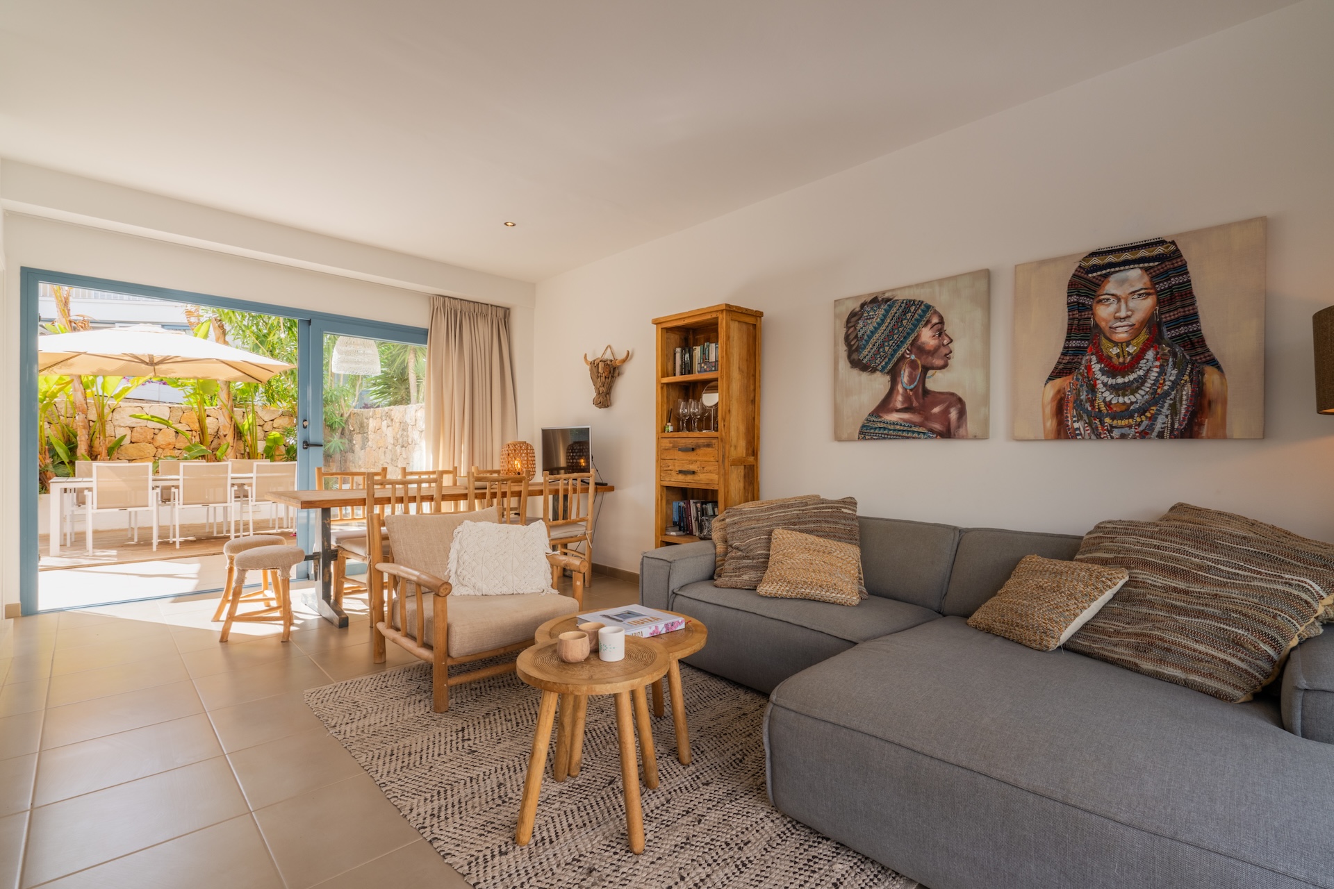 Resa Estates Ibiza sale ted koop Cala Tarida patio townhouse living 2.JPG